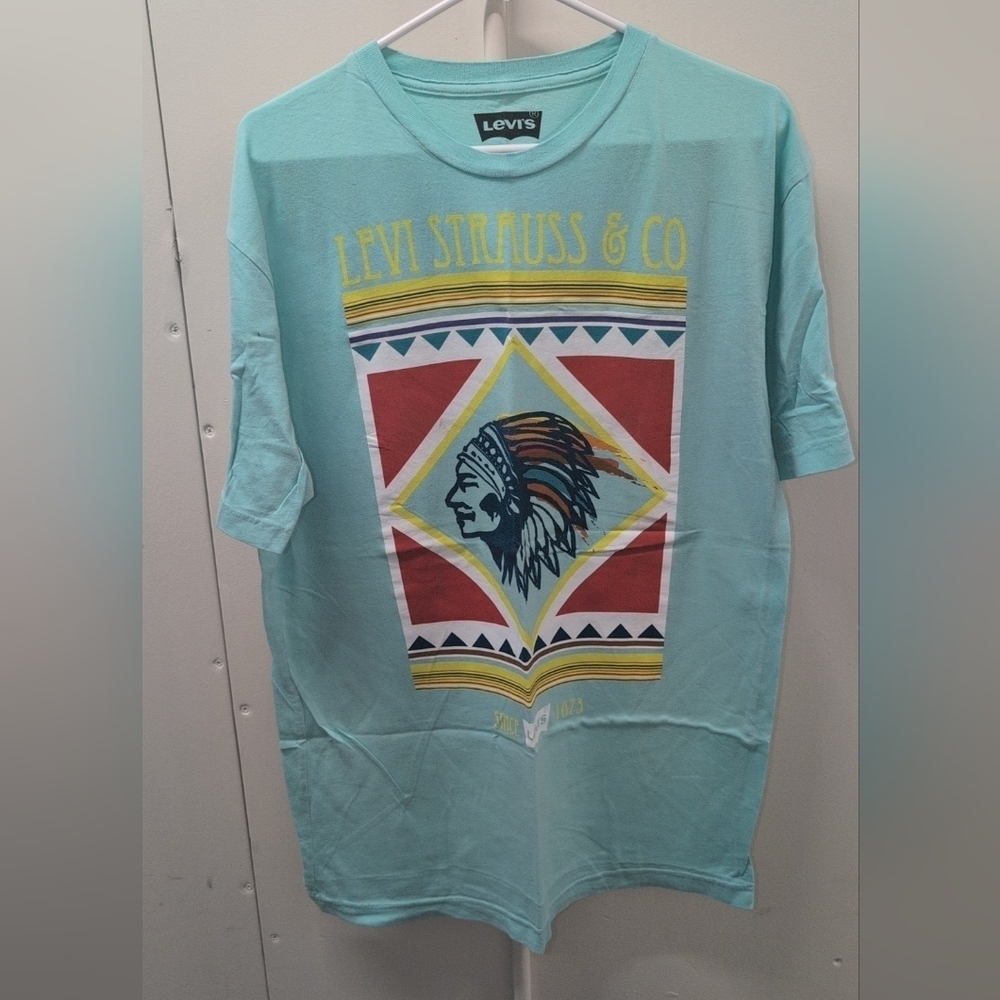 Levi's Graphic Tee in Aqua and Red Size L NWOT